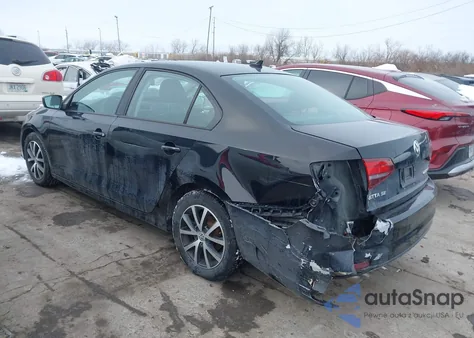 2016 Volkswagen Jetta 1.4T Se z USA, uszkodzony, nr VIN 3VWD67AJ7GM408712